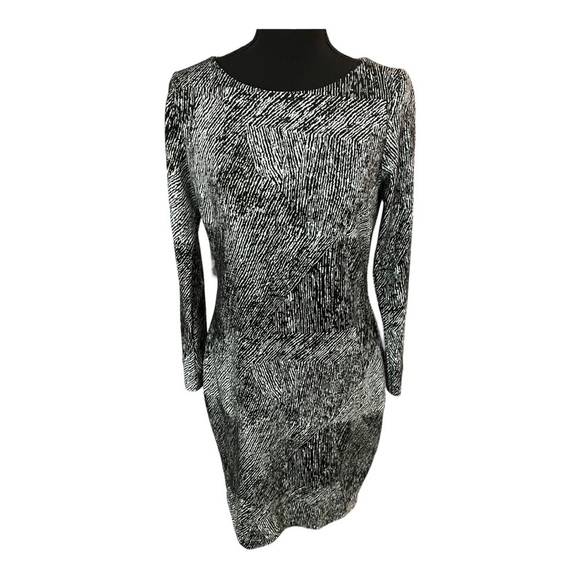Belle Badgley Mischka Black and White Long Sleeve Dress 12